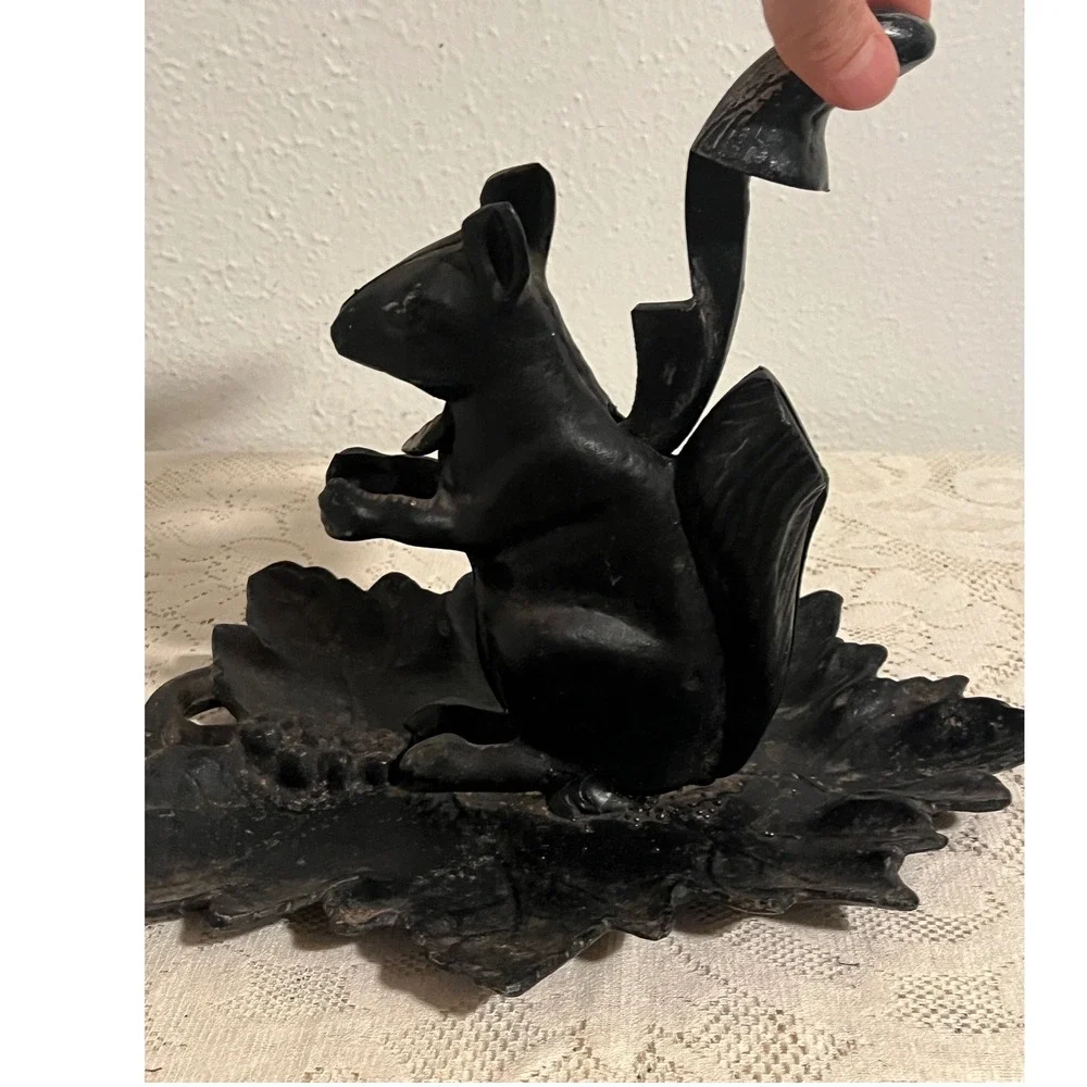 Vintage Cast Iron Squirrel Nutcracker on Leaf Base Rustic Black Metal Decor